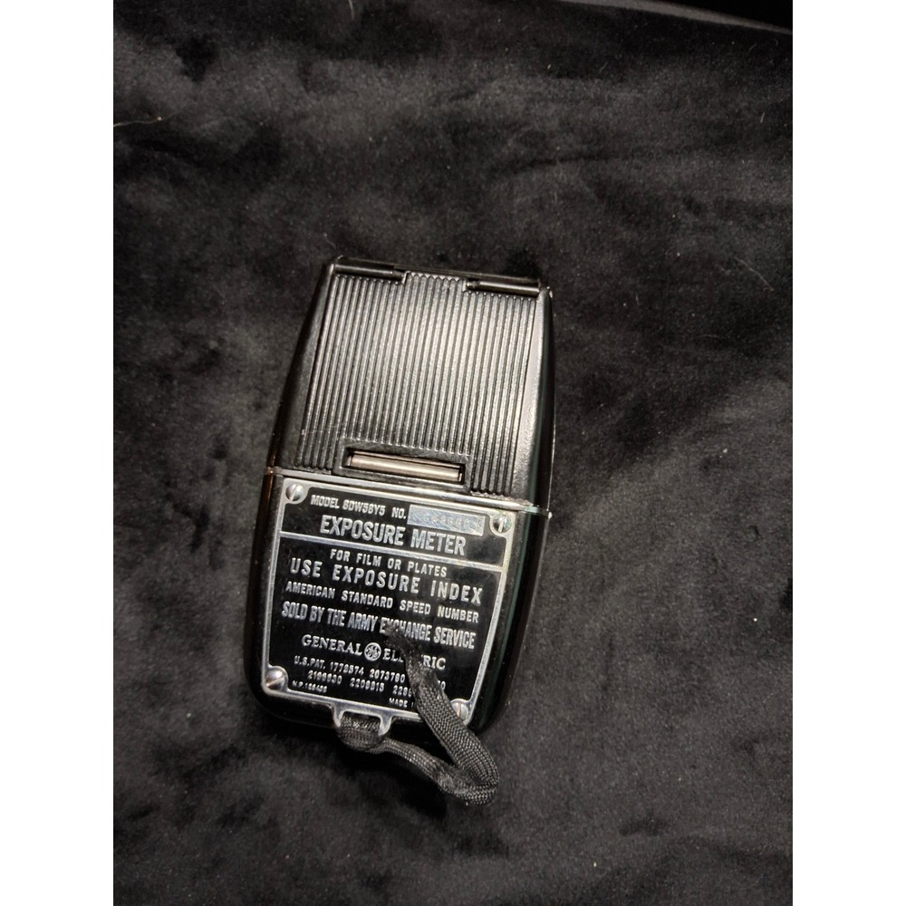 Vintage GE Exposure Meter 8DW58Y5 Army Exchange Service Light Meter with Case - Picture 5 of 7